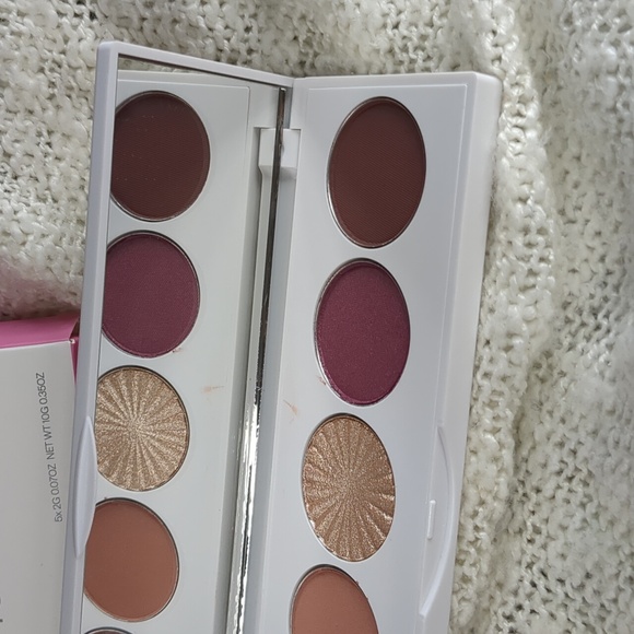 OFRA Signature Palette in Symphony, 5-1.5g/ pans - Picture 6 of 12